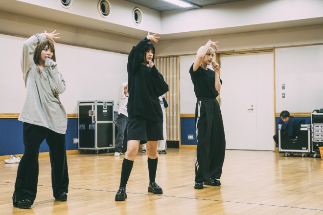 Nagisa Saito, Nanoka Hara, and Ano as “B Komachi” in Oshi no Ko